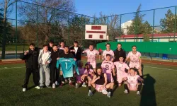 Es Efsane zirveye ortak oldu