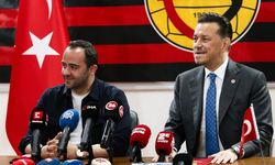 Hatipoğlu’ndan Es-Es paylaşımı