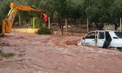 Adana Kozan’da Sel Felaketi: Bir Kişi Hayatını Kaybetti