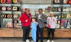 Kick Boks’ta gurur buluşması Eskişehir’de gerçekleşti