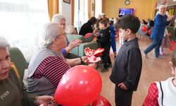 Kuşaklar bir arada 23 Nisan'ı kutladı