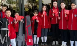 Eskişehirli eskrimciler sahne aldı