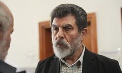 Grup Toplantısında Sürpriz İsim: Ünlü Oyuncu Sefa Zengin AK Parti Sıralarında!