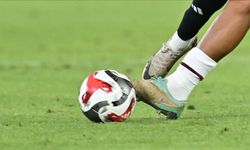 Trendyol Süper Lig'de Derbi Haftası: Trabzonspor-Galatasaray ve Fenerbahçe-Beşiktaş Heyecanı!