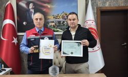 Eskişehirli Arıcı Hakkı İşçi Paris’ten Ödülle Döndü