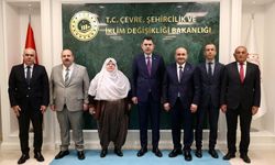 AK Parti İl Başkanı Albayrak ve Belediye Başkanları Bakan Kurum ile Görüştü