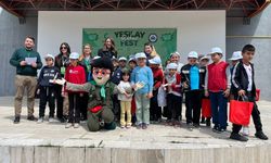 Miniklerin Yeşilay Çıkartması: Teknolojiyi Değil, Sağlıklı Yaşamı Seçtiler