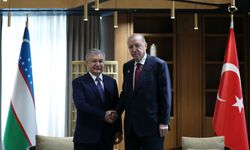 Cumhurbaşkanı Erdoğan Türkistan'da Mirziyoyev ile görüştü
