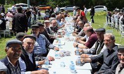Seyitgazi Ayvalı Mahallesi'nde Bereket İçin Eller Semaya Açıldı