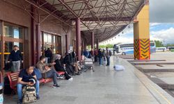 Eskişehir Otogarı Kilitlendi