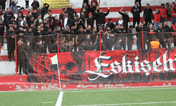 Eskişehirspor Taraftarı'ndan TFF ve Hakem Yönetimine Sert Tepki