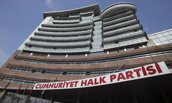 CHP Genel Merkezi’nde Tahliye Krizi ve Polis Müdahalesi
