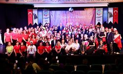 Odunpazarı Belediyesi yıl sonu gösterisinde 700 Kursiyer sahne adı