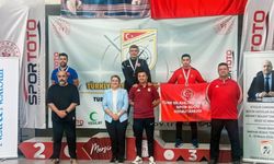 Şampiyonluğu 0.1 puanla kaçırdı