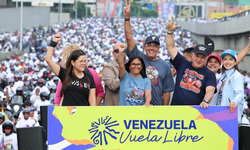 Venezuela'da yaptırım karşıtı yürüyüş Karakas'ta tamamlandı