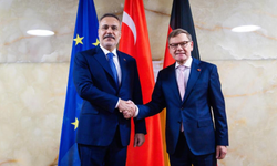 Bakan Fidan Berlin'den seslendi