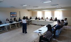 Tepebaşı Belediyesi'nden Gençlere Flört Şiddeti Eğitimi