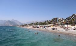 Antalya’da 4 Plajda Sigara İçmek Yasaklandı