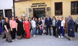 Odunpazarı'nda Kağıt Rölyef Yıl Sonu Sergisi açıldı