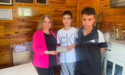 Eskişehir'de İki Çocuktan Örnek Davranış!