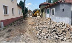 İnönü'de Ulaşım Konforu Artıyor: Belediye Yolları Yeniliyor