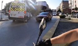 Ters Yöne Giren Servis Aracı Kazaya Davetiye Çıkardı