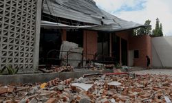 Endonezya'da 6.7 büyüklüğünde deprem: 1 ölü, 38 yaralı