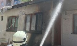 Eskişehir'de Müstakil Evin Çatısında Yangın Çıktı