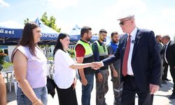 Odunpazarı Belediye Başkanı Kazım Kurt personelle bayramlaştı
