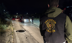 Eskişehir’in Tepebaşı İlçesinde Geniş Kapsamlı Asayiş ve Trafik Denetimi Yapıldı
