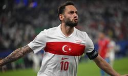 Hakan Çalhanoğlu'ndan Duygusal Veda