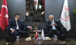 ESMİAD Başkanı Oğuz Sinlenmez'den Esnaf Odaları Birliği'ne Ziyaret