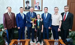 Eskişehir'in Minik Şampiyonu Vali Yılmaz'ın Konuğu Oldu