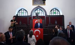 Özgür Özel: “YENİ Parti İlk ve Son Kez Ana Muhalefet”