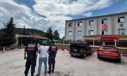 Bilecik’te aranan şahıs yakalandı: 2 yıl hapis cezası bulunan şüpheli cezaevine gönderildi