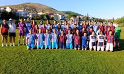Demirspor kadınları hazırlık maçında buluştu