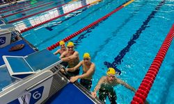 Lotus yüzücüleri finalde kulaç atacak!