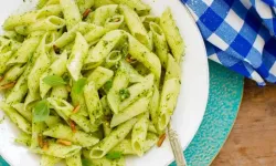 Pesto Soslu Makarna Tarifi: İtalyan Mutfağından Sofranıza