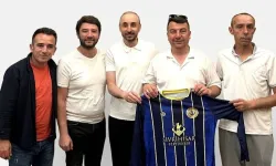 Onur Kayhan yeniden Sivrihisarspor'da!