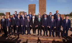 Erdoğan, Ahlat Selçuklu Kabristanı’nı Ziyaret Etti