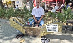 Eskişehir’de Boyacının Yazısı İlgi Çekiyor