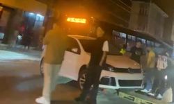 Eskişehir’de Otomobil Dubaların Üzerinde Askıda Kaldı