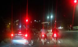 Eskişehir’de Otomobil ve Motosikletler Trafiği Tehlikeye Soktu