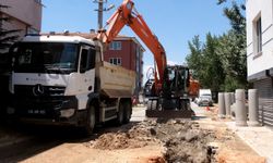 ESKİ’den Emek Mahallesi’nde İki Noktada Kanalizasyon Çalışması