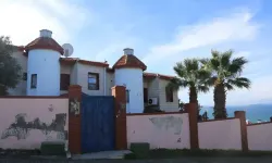 Usta Sanatçı Kayahan'ın "Gönül Köşkü" Evi Satışa Çıkarıldı