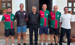 Şampiyon hoca kaldı