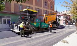 İstiklal Caddesi’nde Asfalt Çalışmaları Sürüyor