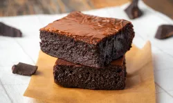 Tam Kıvamında ve Ağızda Eriyen Gerçek Brownie Tarifi