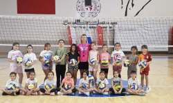Eskişehir’de Voleybol Yaz Okullarına Büyük İlgi