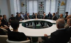 TEİ Eskişehir’de Anadolu İmam Hatip Lisesine Kütüphane Kurdu